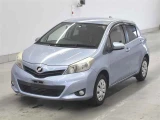 TOYOTA VITZ 1000 cc 3