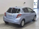 TOYOTA VITZ 1000 cc 4