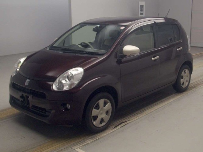 TOYOTA PASSO 1000 cc