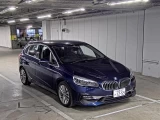 BMW 2-Series 7