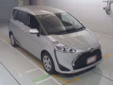 TOYOTA SIENTA 1500 cc 2