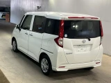 TOYOTA ROOMY 1