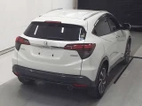 Honda Vezel 1.5 Touring Honda Sensing (01.2019 - 06.2020) 4