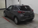 Mazda Mazda2 8