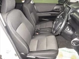 Toyota Sienta 8