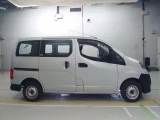 ​Nissan NV200 5