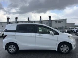 HONDA FREED 39